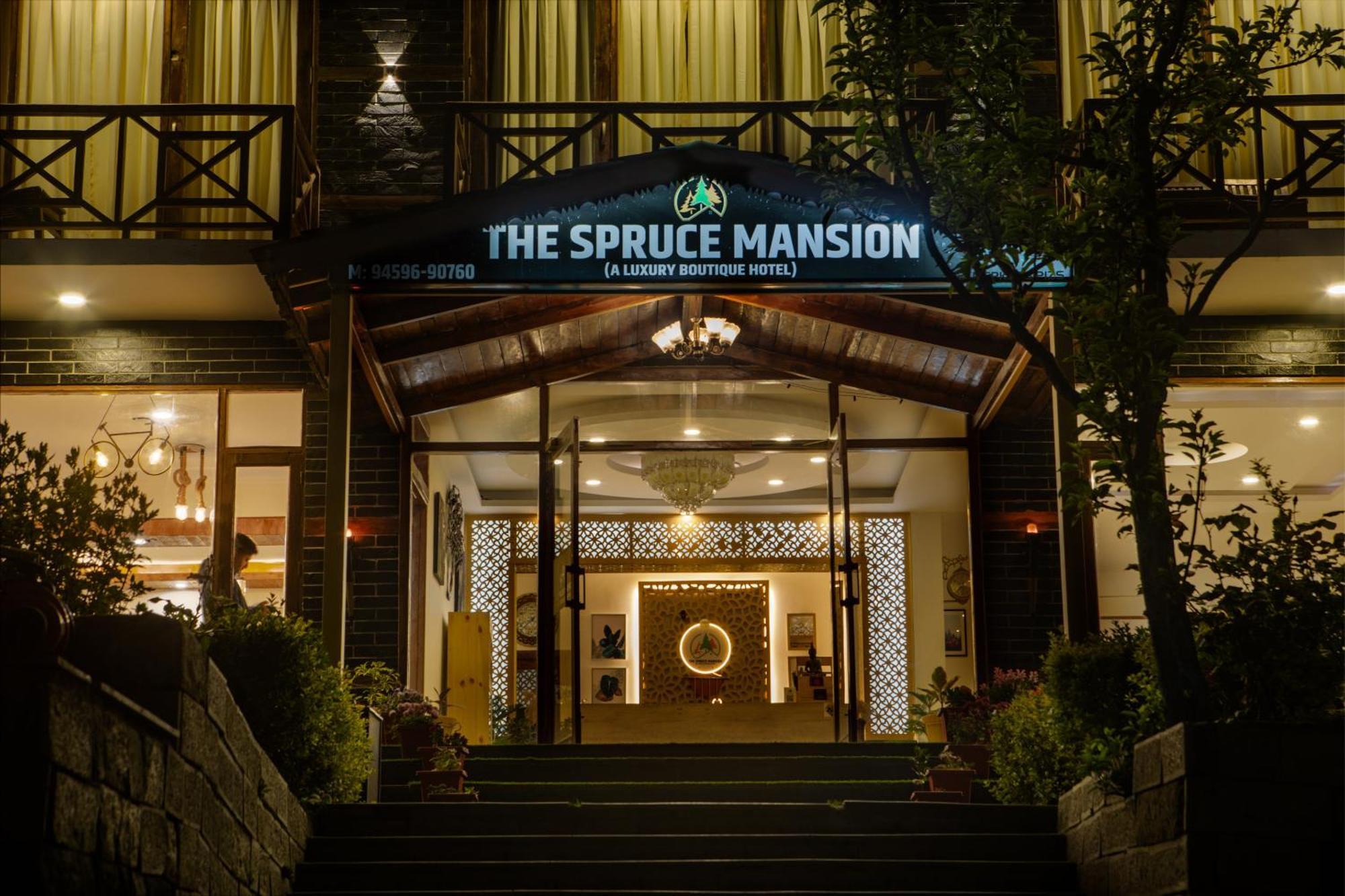 ホテル The Spruce Mansion Manāli エクステリア 写真